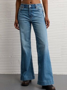 American Eagle High-Rise Flare Jean